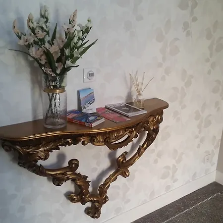 B&B Blanche 2*